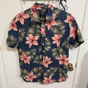 Abercrombie & Fitch Casual Hawaiian Button Down Shirt Blue and Pink Floral
